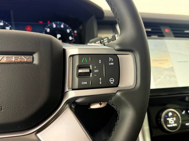 Certified 2025 Land Rover Discovery Dynamic SE AWD/4WD image 22
