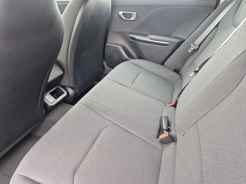 New 2026 Kia K4 FWD image 12