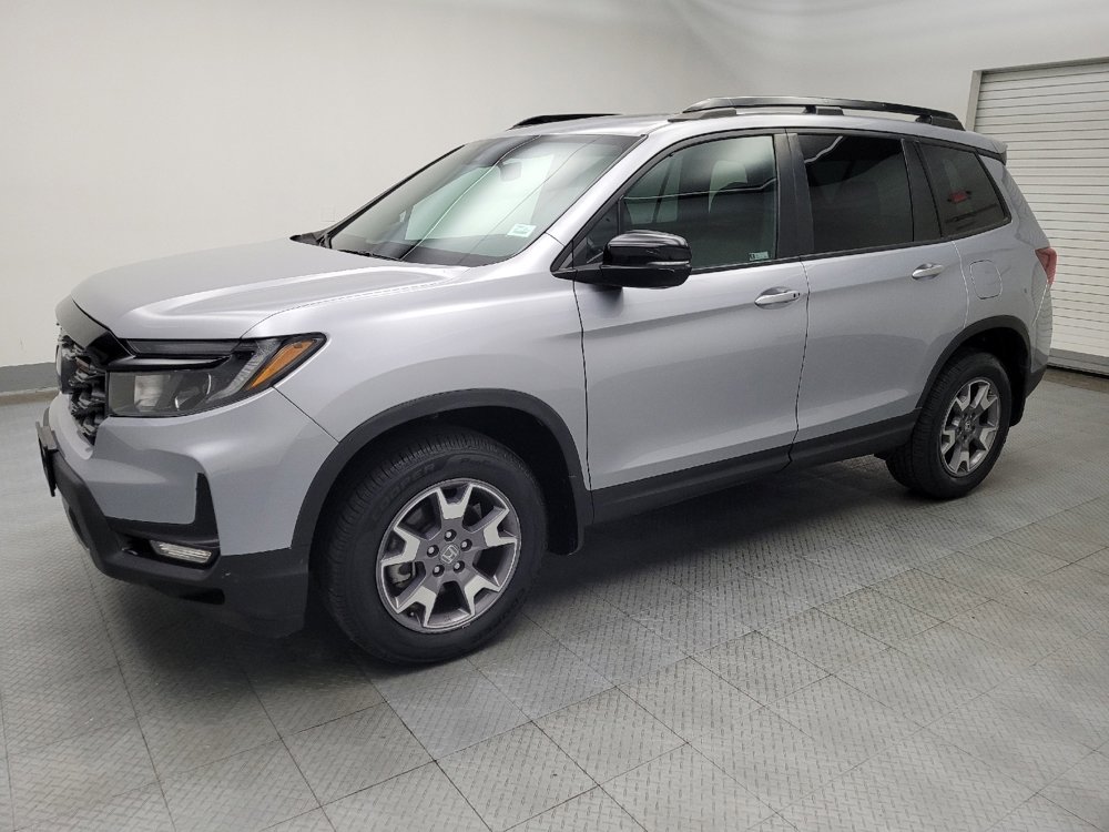 Used 2022 Honda Passport TrailSport image 2