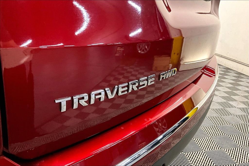 Used 2023 Chevrolet Traverse Premier AWD/4WD image 30