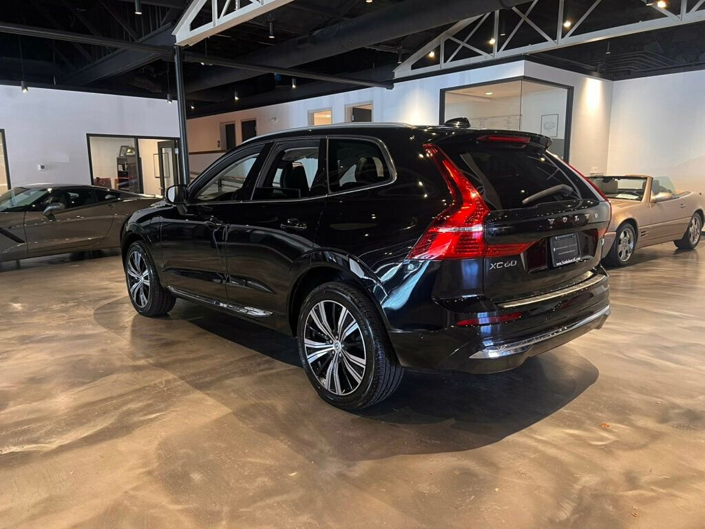Used 2022 Volvo XC60 T8 Inscription w/ Advanced Package image 3