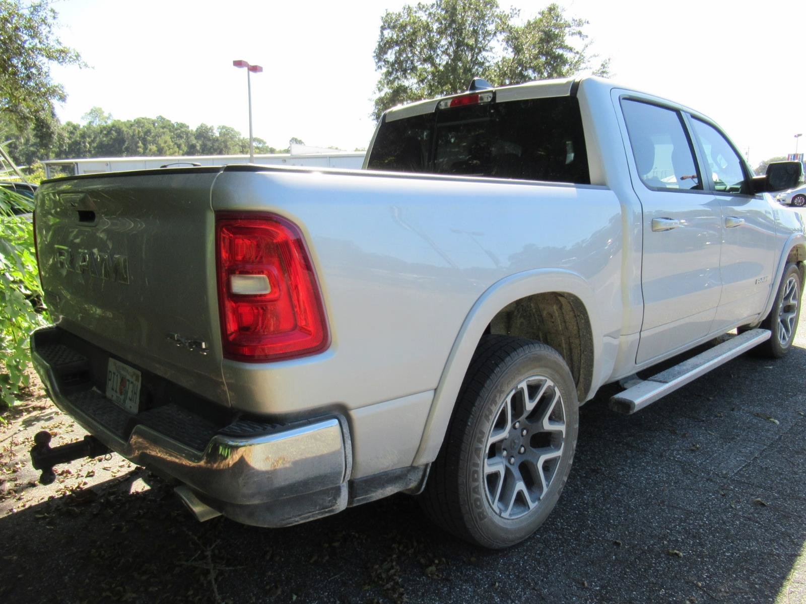 Certified 2026 RAM 1500 Laramie AWD/4WD image 4