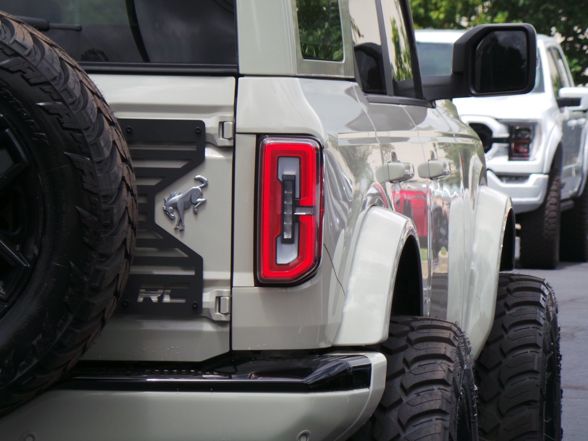 Used 2025 Ford Bronco Badlands AWD/4WD image 21
