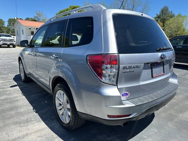 Used 2012 Subaru Forester 2.5X Touring AWD/4WD image 4