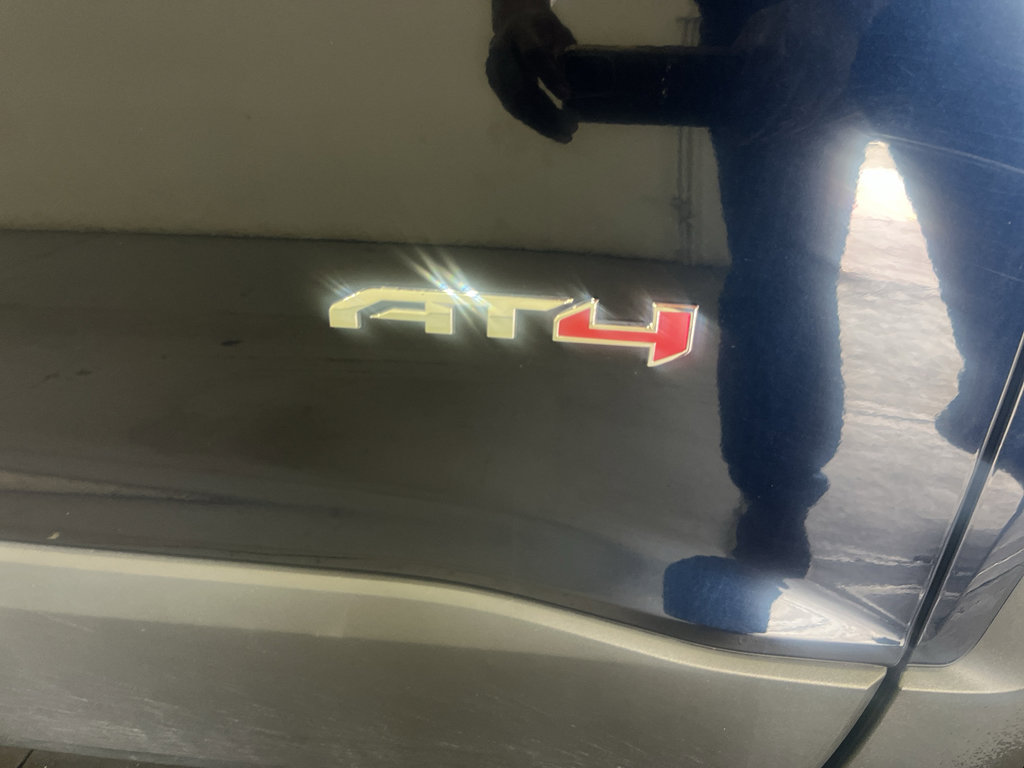 Used 2021 GMC Acadia AT4 w/ Technology Package AWD/4WD image 11
