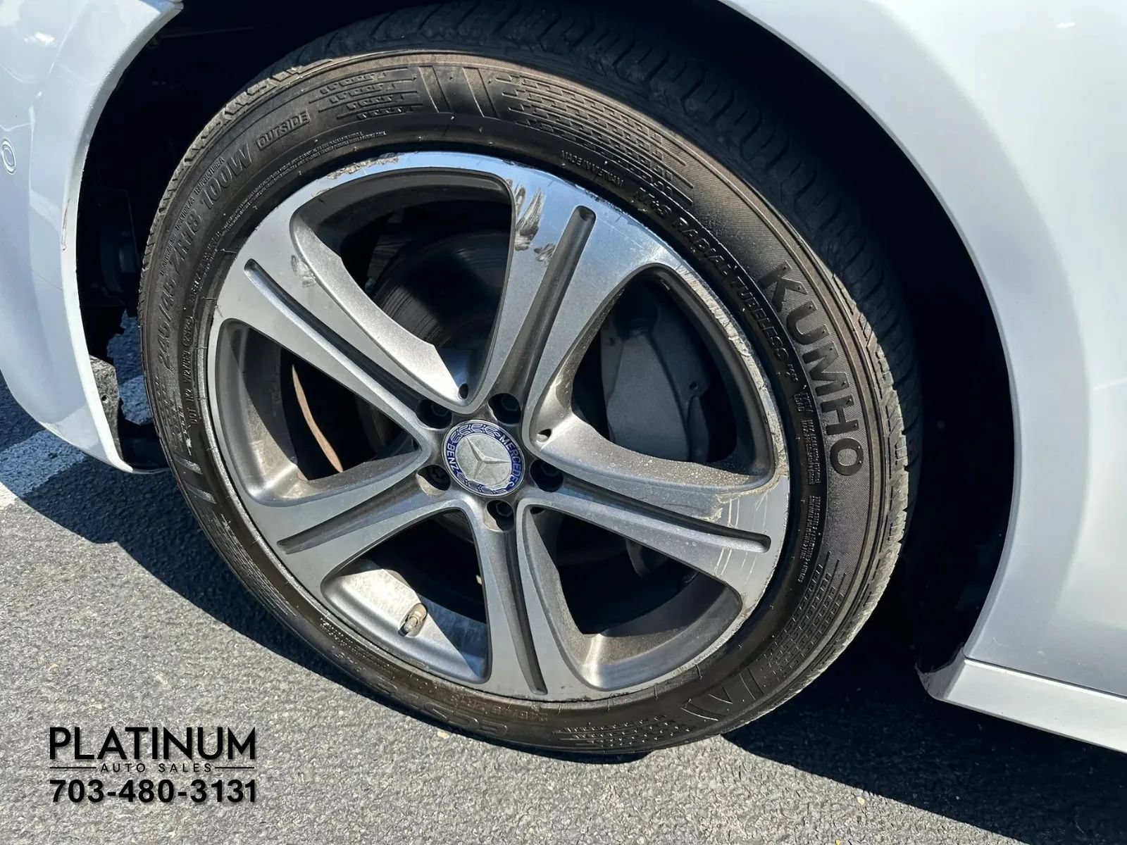 Used 2017 Mercedes-Benz E 300 4MATIC image 25