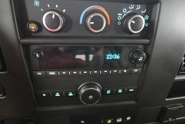 Used 2018 GMC Savana 2500 Extended image 15