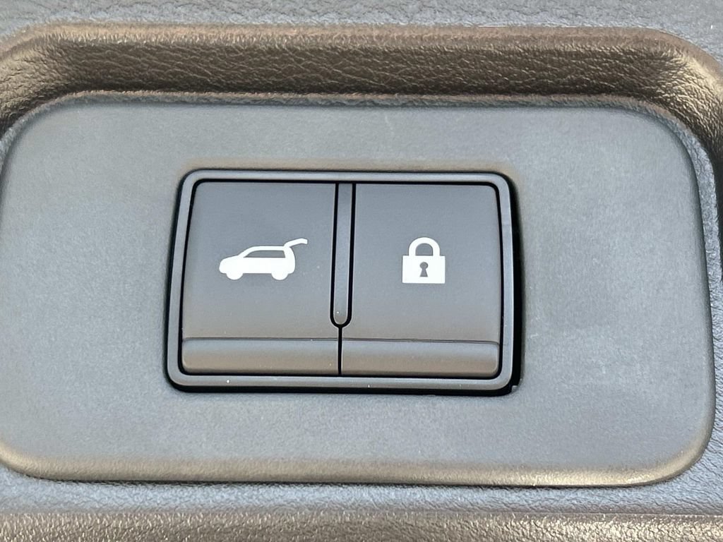 New 2026 Nissan Rogue Dark Armor FWD image 13