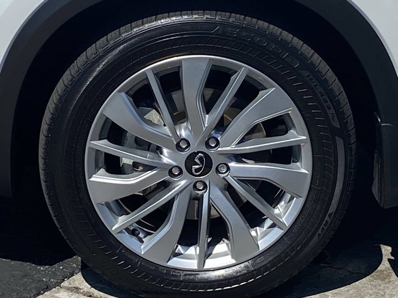 Certified 2023 INFINITI QX50 Luxe FWD image 8