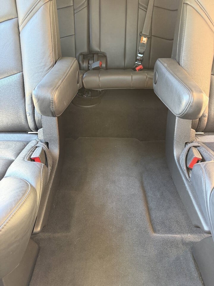 Used 2018 Cadillac Escalade ESV Luxury RWD image 32