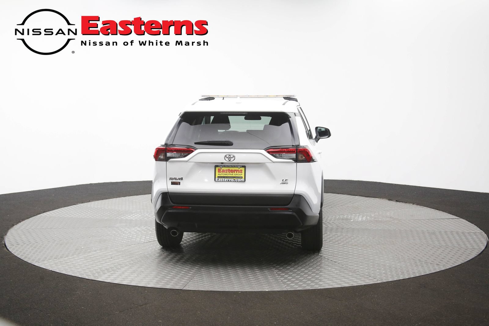 Used 2023 Toyota RAV4 LE AWD/4WD image 36