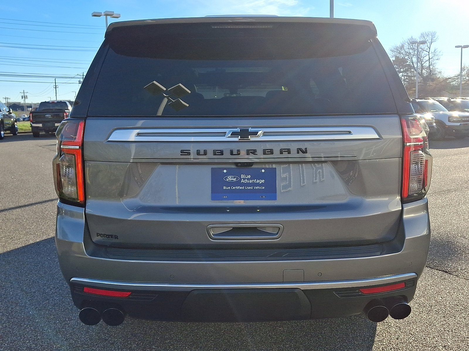 Used 2021 Chevrolet Suburban High Country image 9