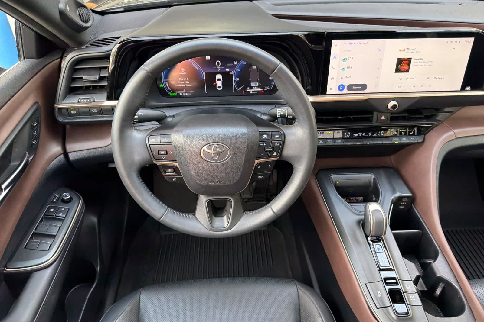 Used 2023 Toyota Crown AWD/4WD image 16