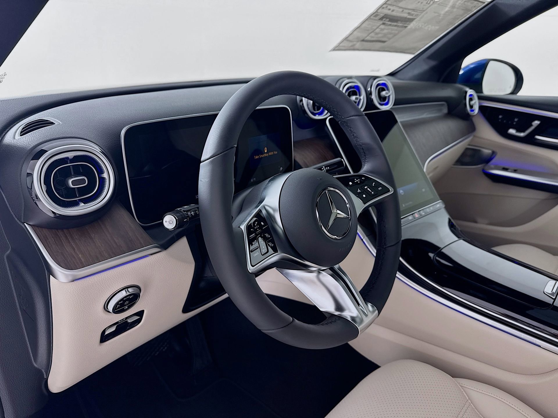 New 2026 Mercedes-Benz GLC 300 image 10