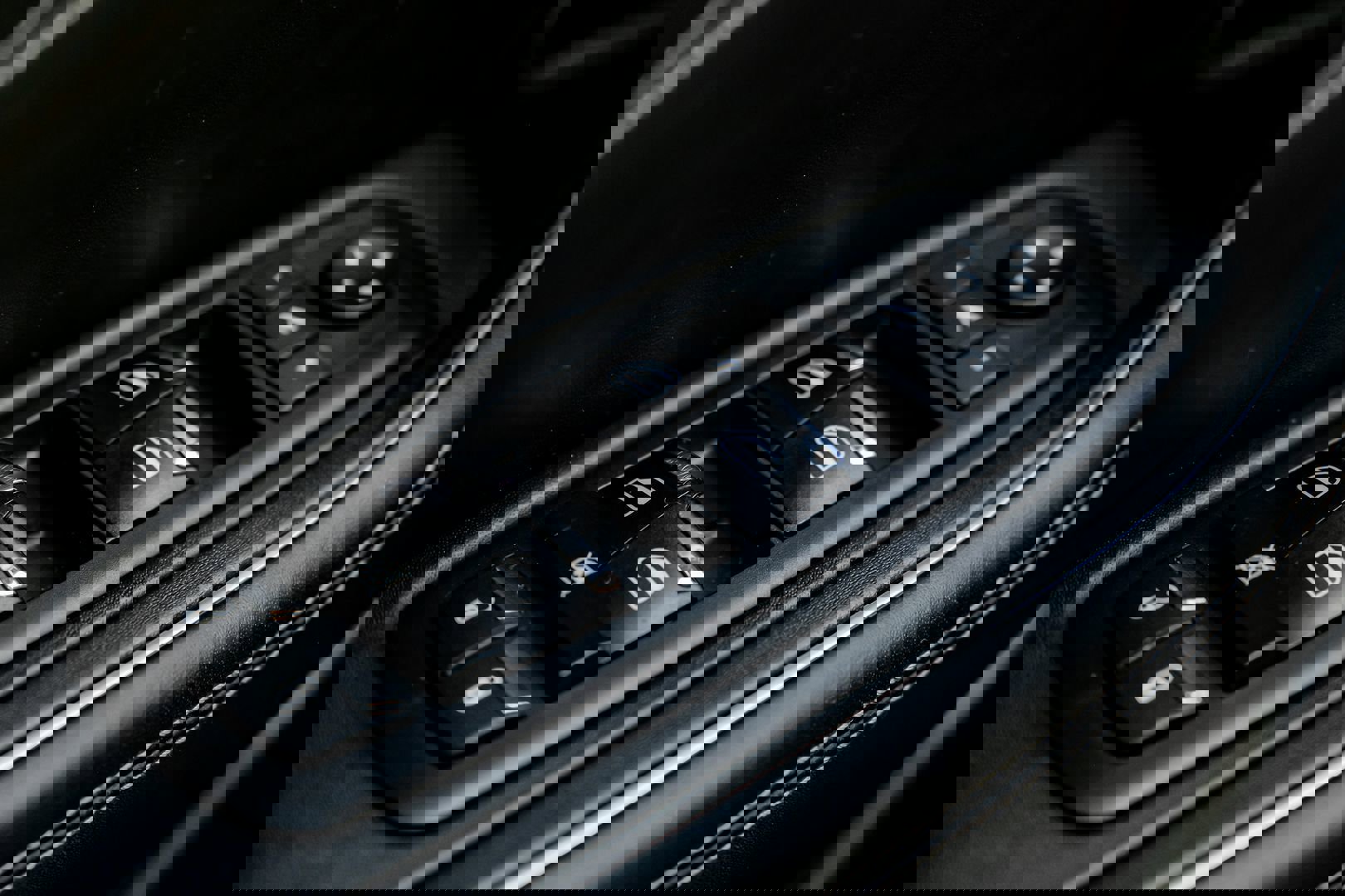 Used 2019 Maserati Levante S GranLusso image 40