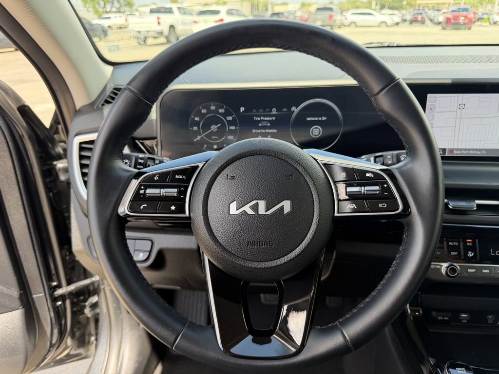 Certified 2024 Kia Seltos S FWD image 30