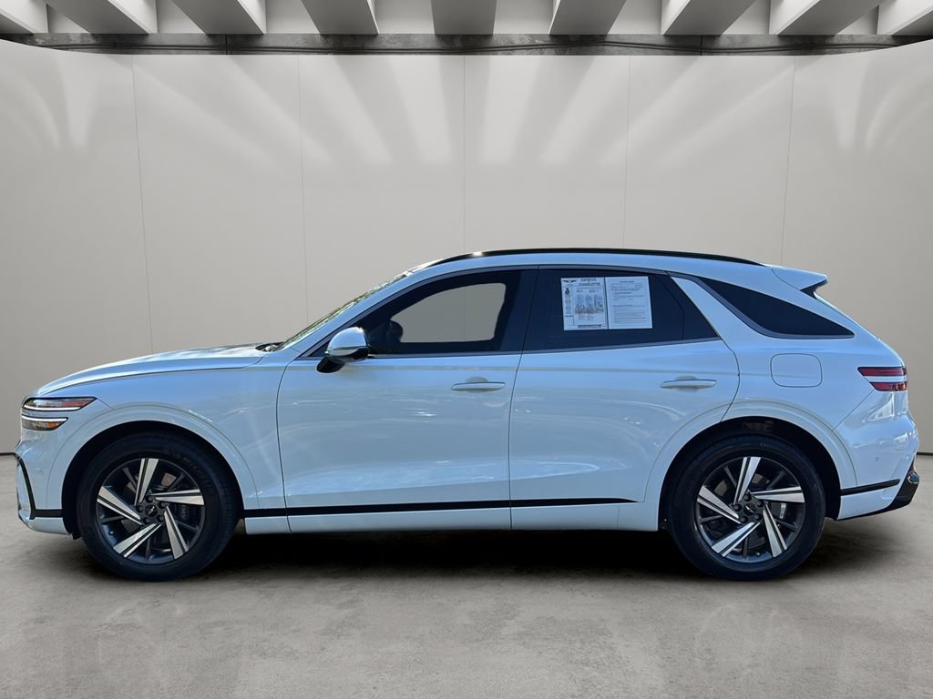 Certified 2026 Genesis GV70 3.5T Sport Advanced AWD/4WD image 2