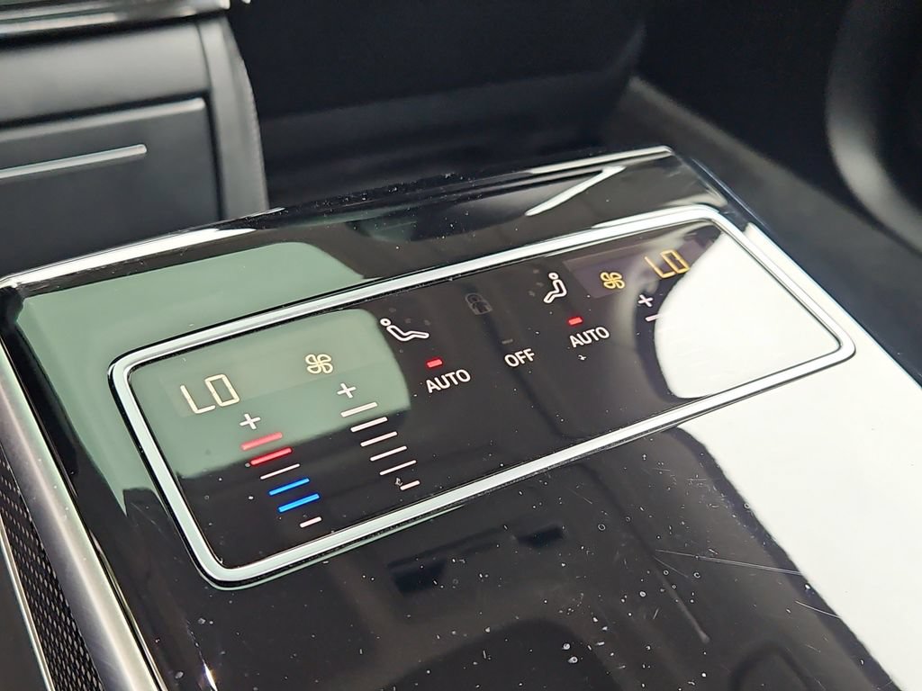 Certified 2023 Audi S8 AWD/4WD image 24