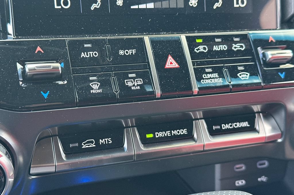 New 2026 Lexus LX 600 F Sport AWD/4WD image 21