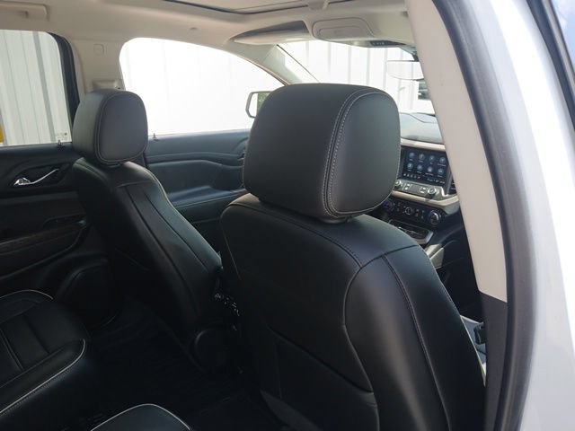 Used 2023 GMC Acadia Denali w/ Denali Ultimate Package FWD image 23