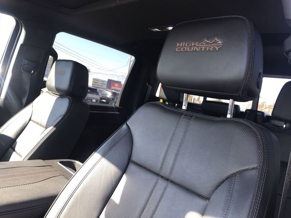 Used 2025 Chevrolet Silverado 2500 High Country w/ High Country Premium Package image 11