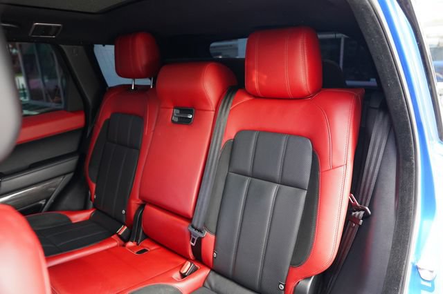 Used 2020 Land Rover Range Rover Sport HST AWD/4WD image 12