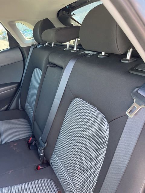 Used 2018 Hyundai Kona SEL w/ SEL Tech Package 02 image 9