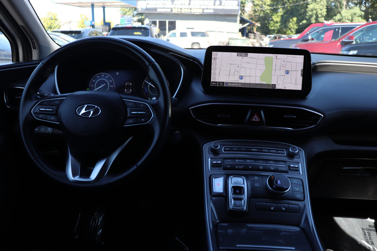 Used 2023 Hyundai Santa Fe SEL Convenience image 17