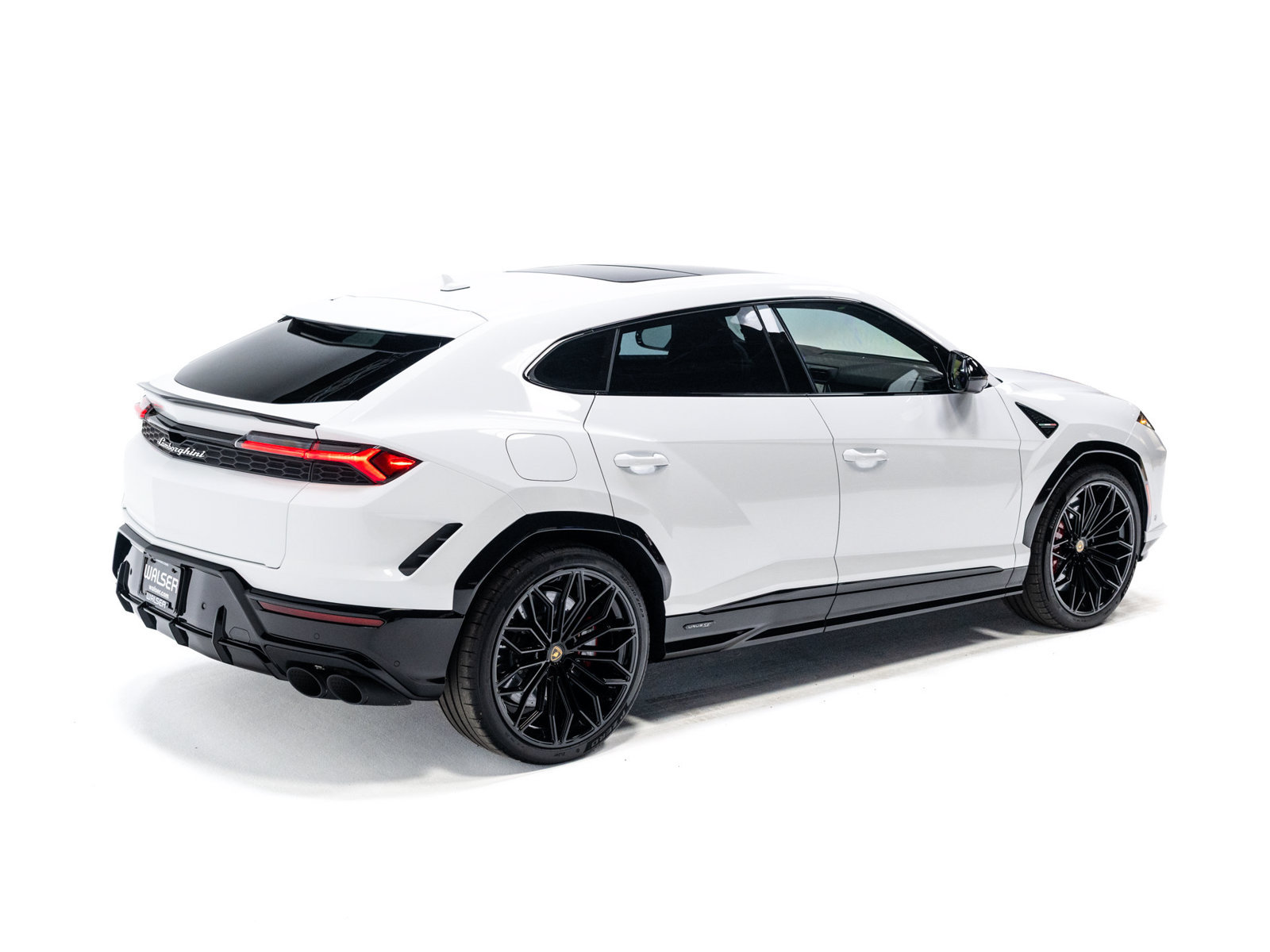 Used 2025 Lamborghini Urus SE AWD/4WD image 5