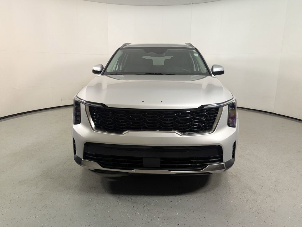 Used 2025 Kia Sorento EX image 2