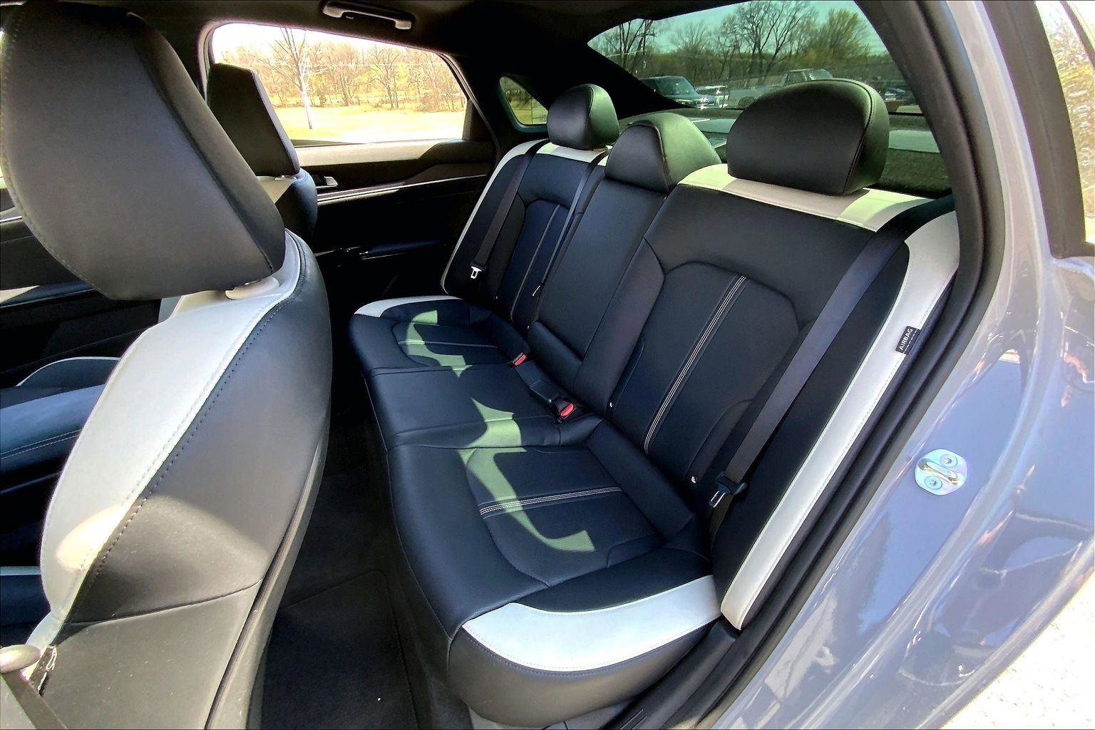 Used 2025 Kia K5 GT-Line w/ GT-Line Premium Package image 24