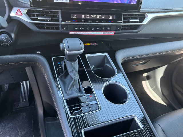New 2026 Toyota Sienna XLE Woodland Edition AWD/4WD image 29