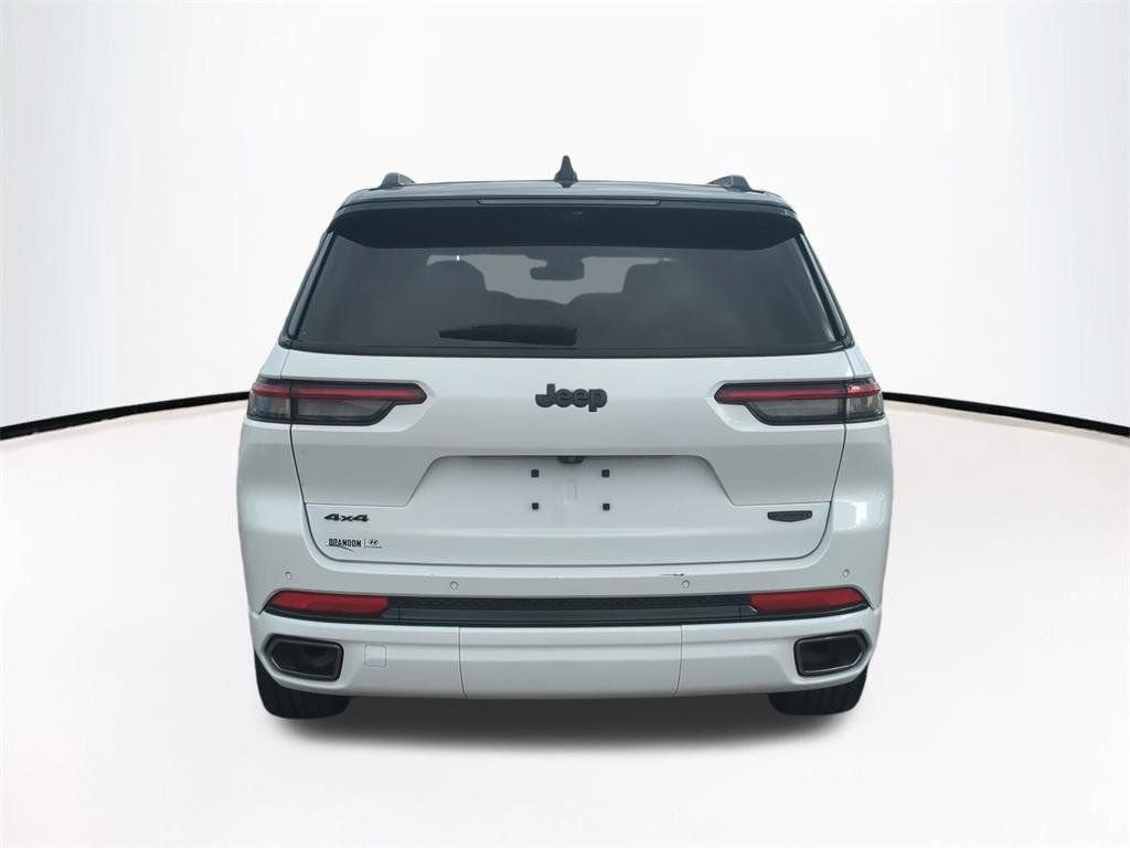 Used 2024 Jeep Grand Cherokee L Summit AWD/4WD image 6