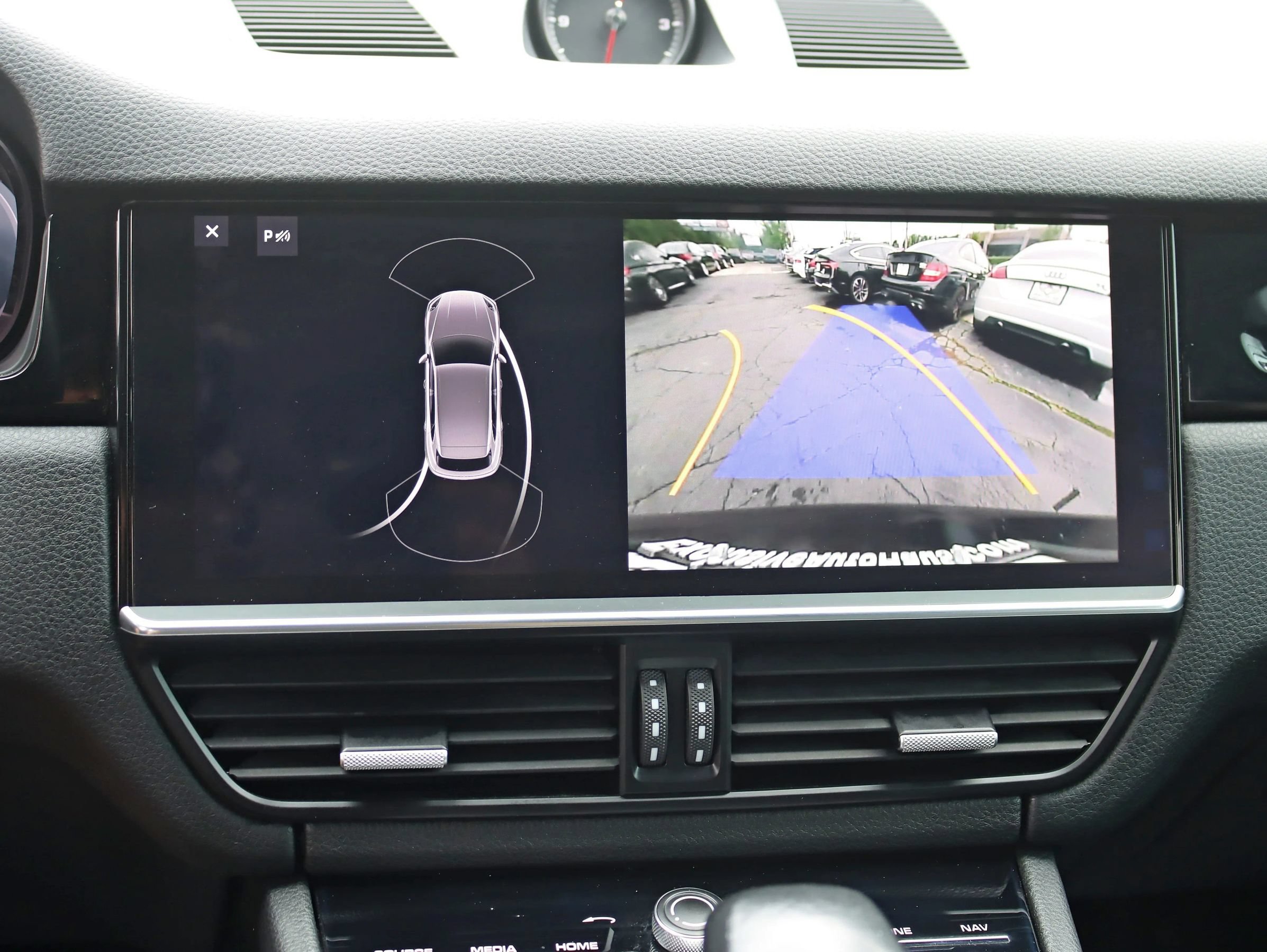 Used 2019 Porsche Cayenne AWD/4WD image 21