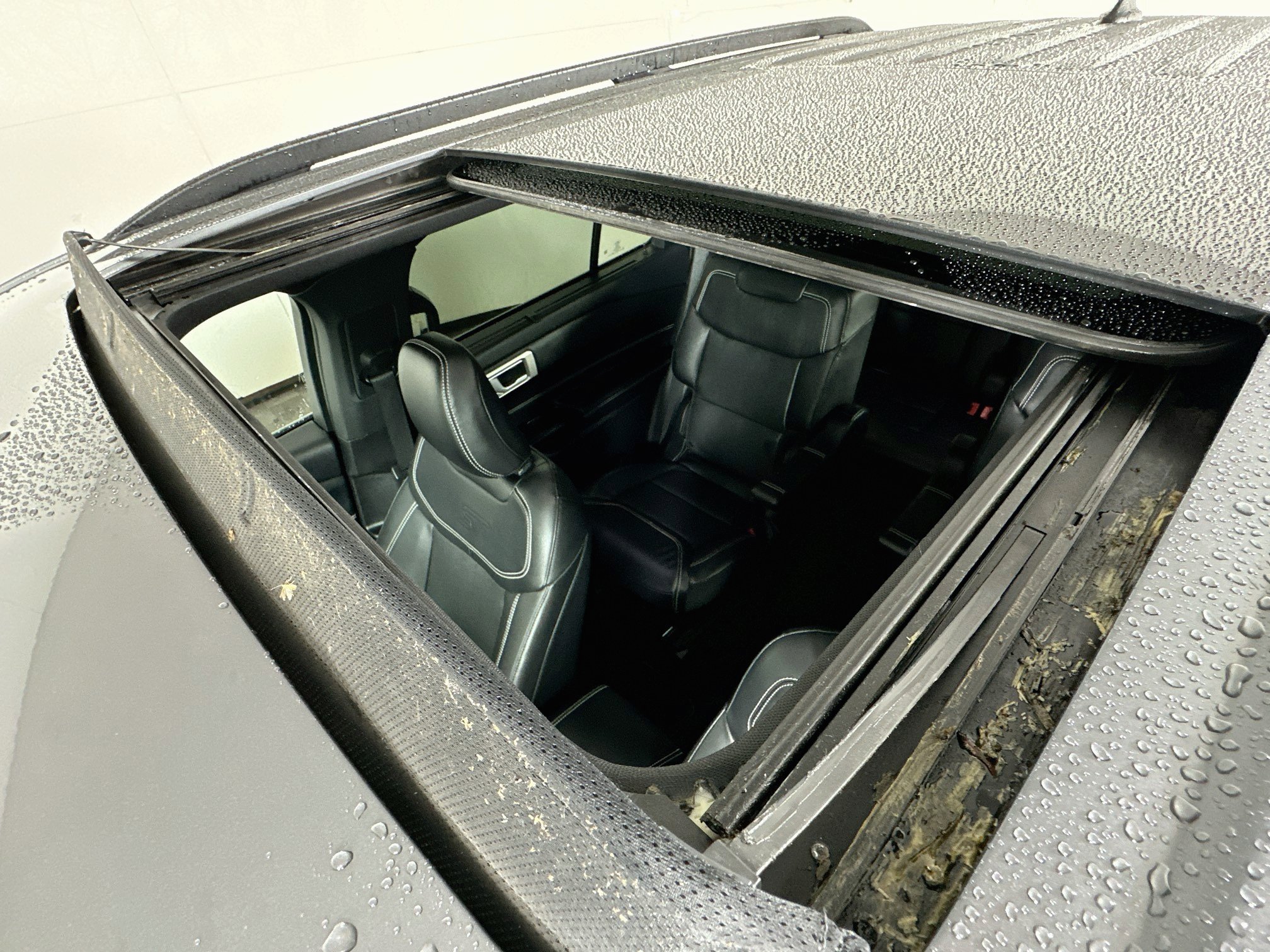 Used 2023 Ford Explorer ST w/ Equipment Group 401A AWD/4WD image 22