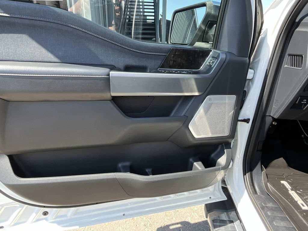Used 2021 Ford F150 Lariat w/ Equipment Group 502A High AWD/4WD image 32