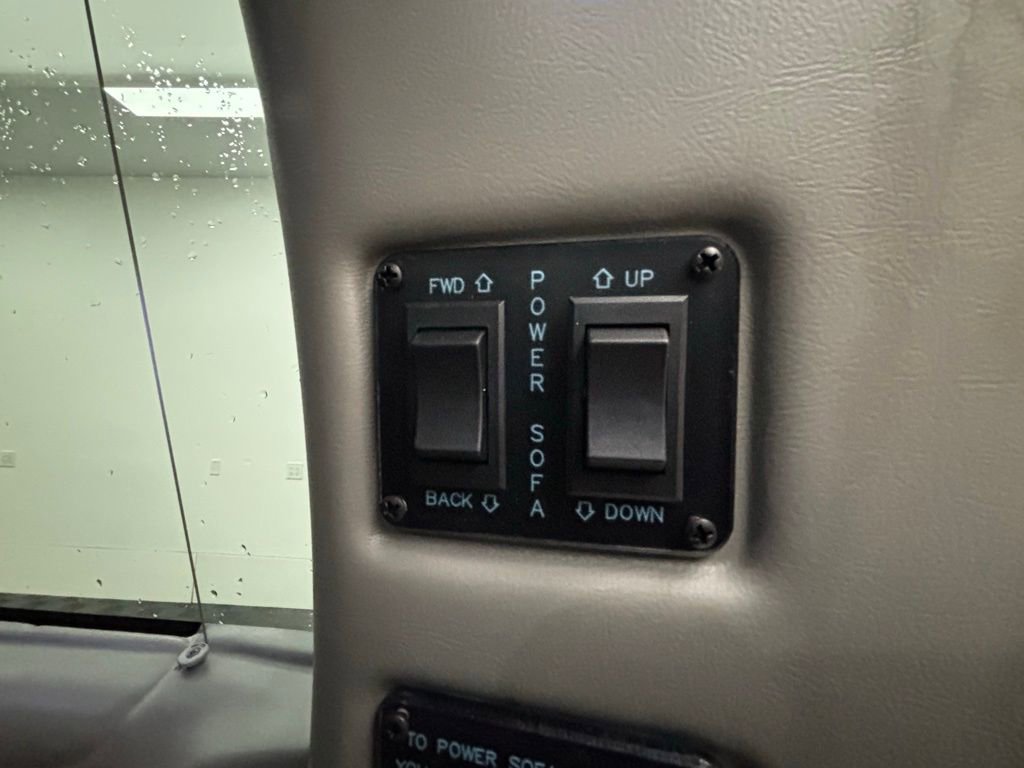 New 2025 GMC Savana 2500 Extended w/ Driver Convenience Package image 19