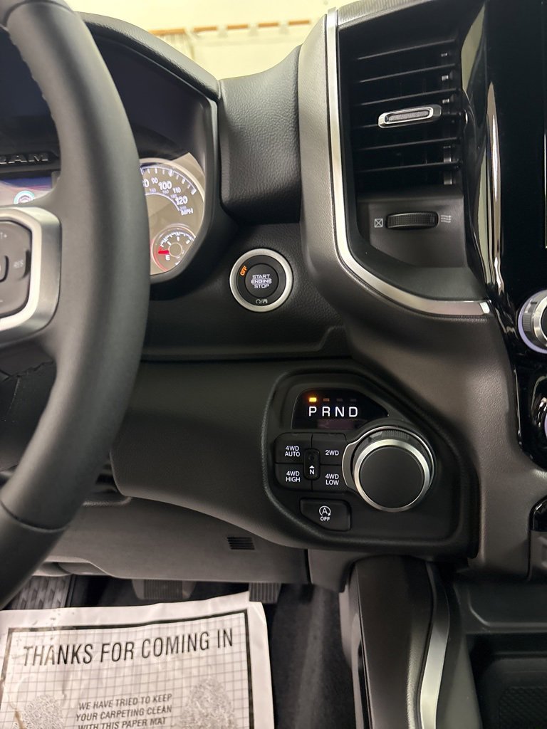 New 2026 RAM 1500 4x4 Crew Cab image 13