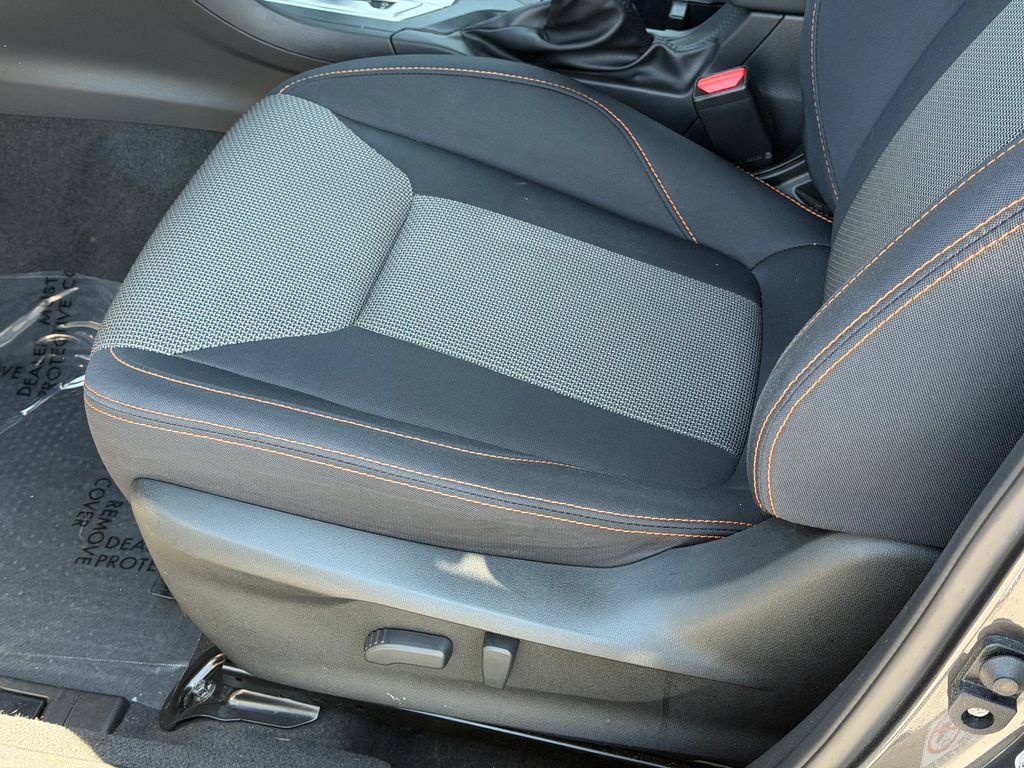 Used 2020 Subaru Crosstrek 2.0i Premium w/ Moonroof Package 2 AWD/4WD image 24