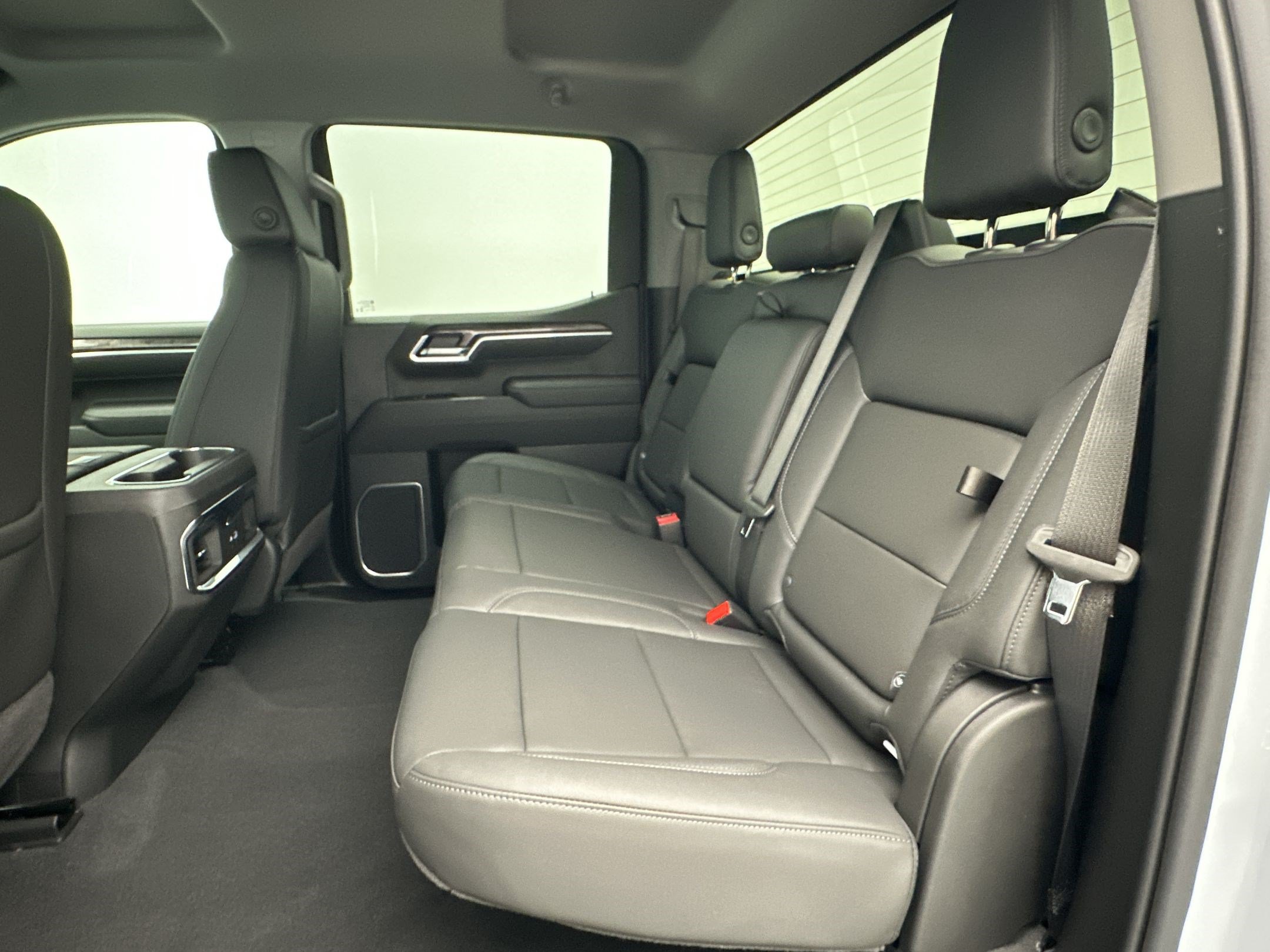 New 2026 Chevrolet Silverado 1500 LTZ w/ LPO, Dark Essentials Package AWD/4WD image 14