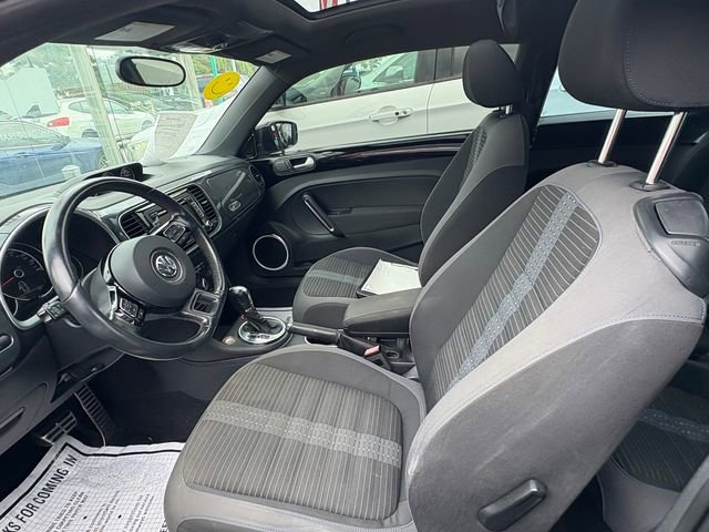 Used 2013 Volkswagen Beetle Turbo image 11