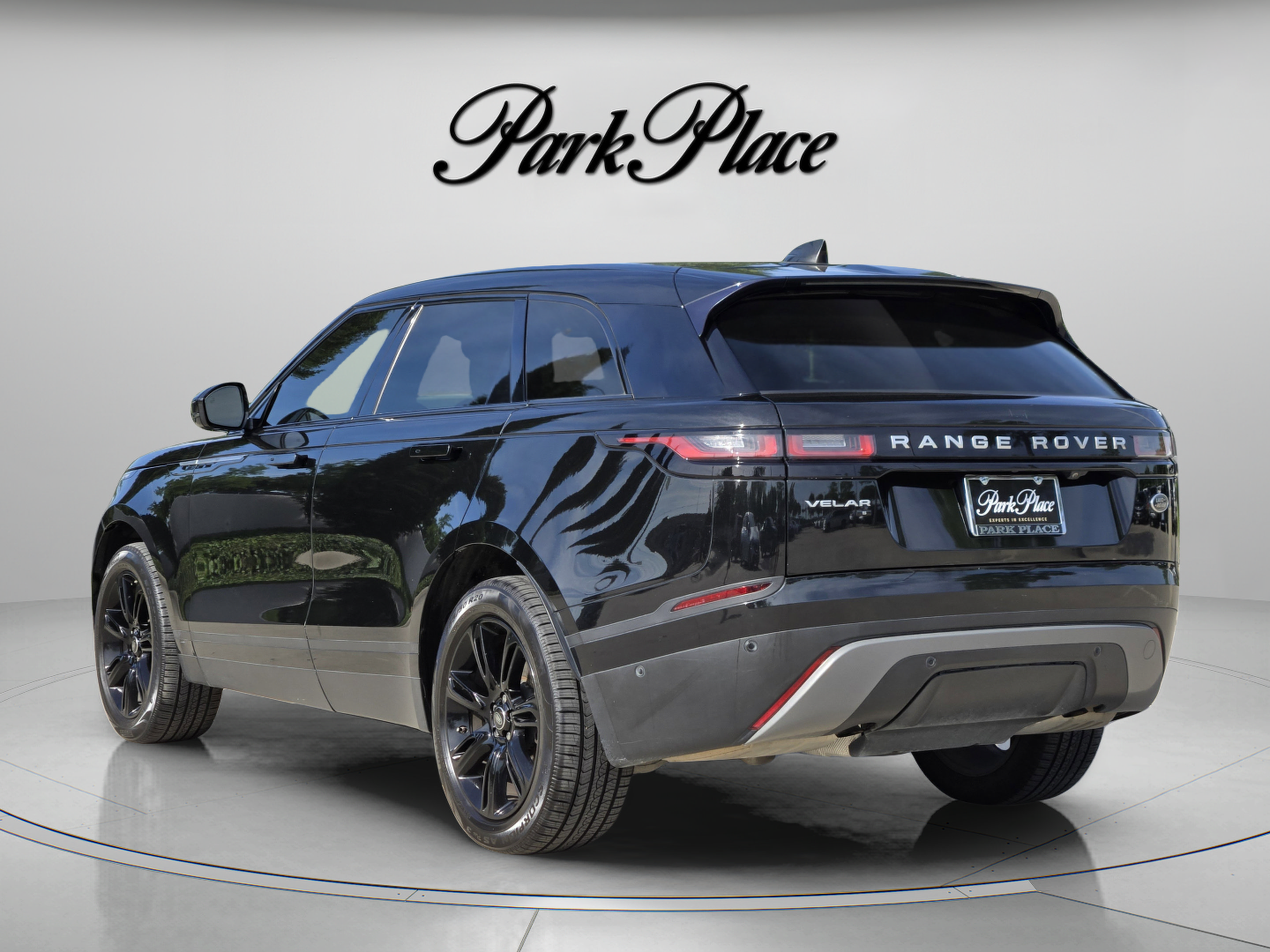 Used 2021 Land Rover Range Rover Velar S AWD/4WD image 3