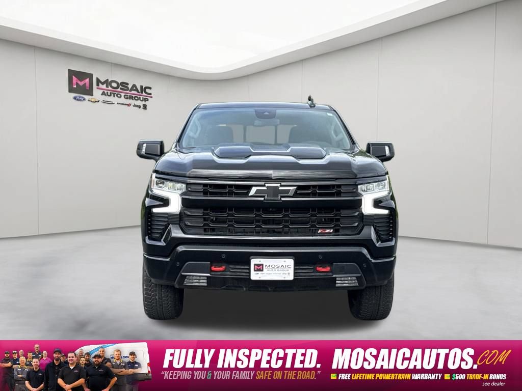 Used 2026 Chevrolet Silverado 1500 LT Trail Boss w/ LT Trail Boss Premium Package AWD/4WD image 2