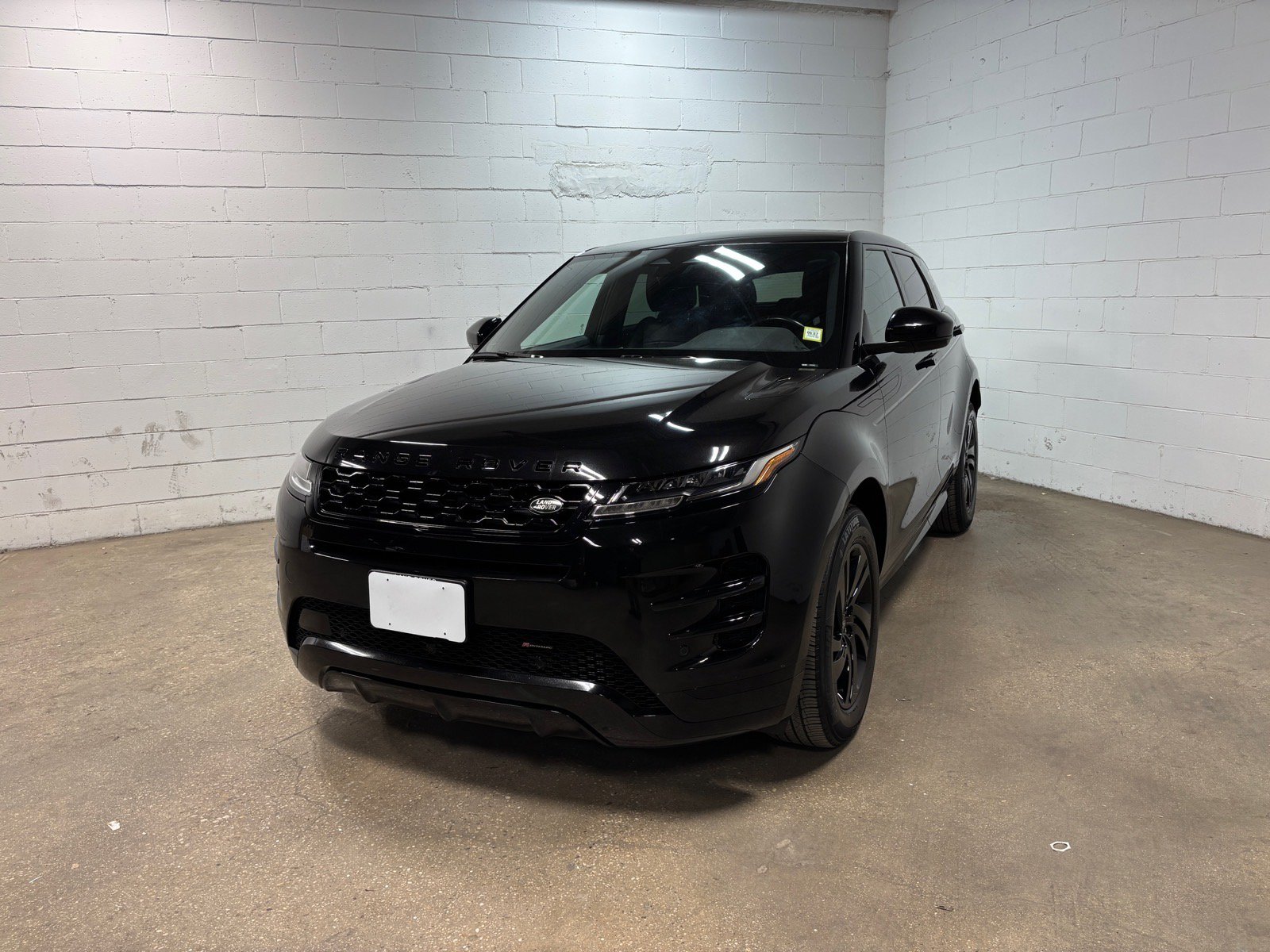 Used 2023 Land Rover Range Rover Evoque R-Dynamic S AWD/4WD image 2