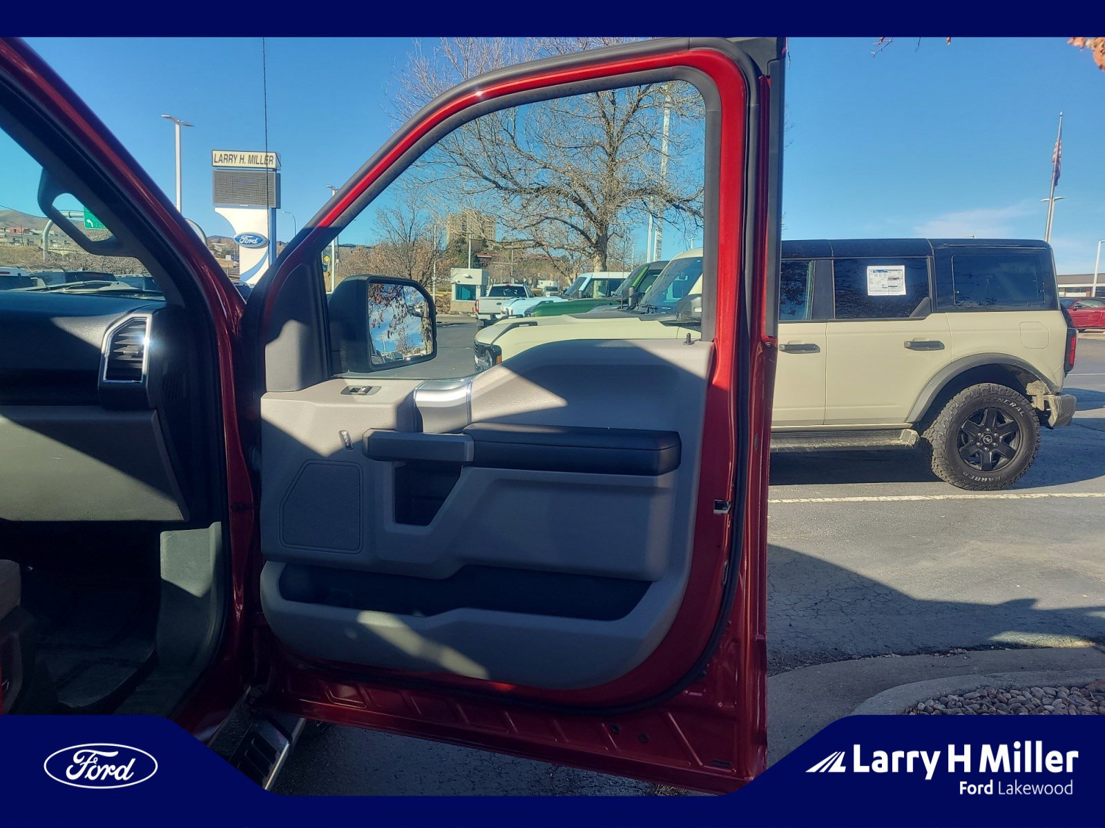 Used 2016 Ford F150 XLT w/ Equipment Group 302A Luxury image 16