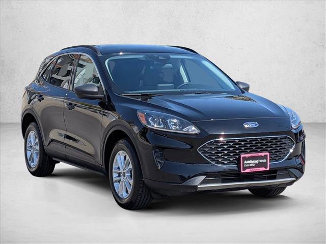 Used 2022 Ford Escape SE w/ Cold Weather Package AWD/4WD image 3