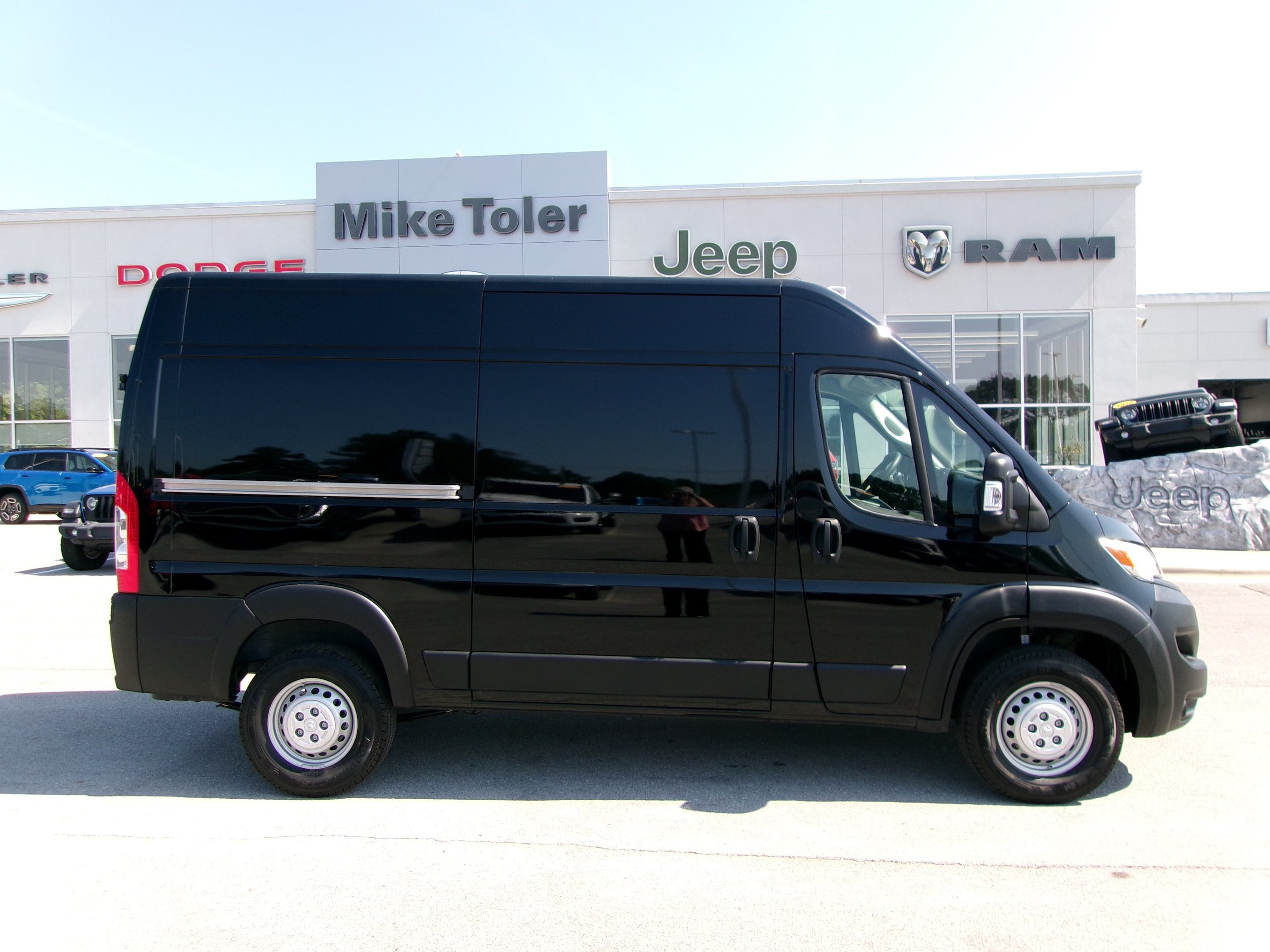 New 2026 RAM ProMaster 2500 FWD image 4