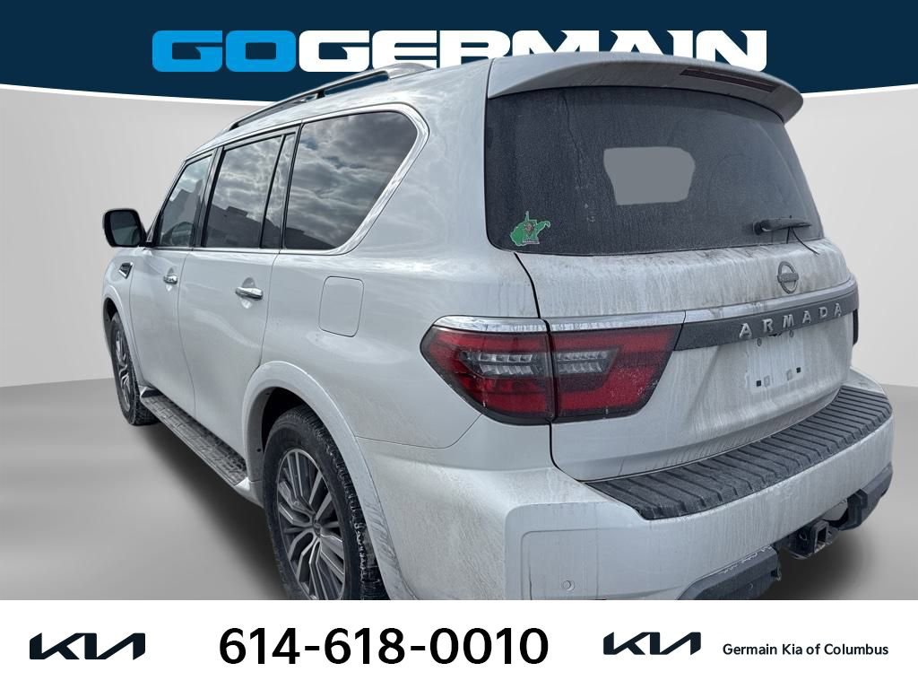 Used 2023 Nissan Armada SL w/ Captain's Chairs Package image 2
