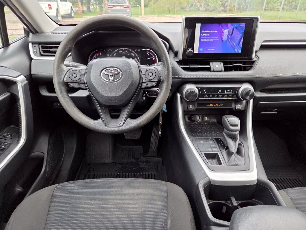 Certified 2024 Toyota RAV4 LE AWD/4WD image 7