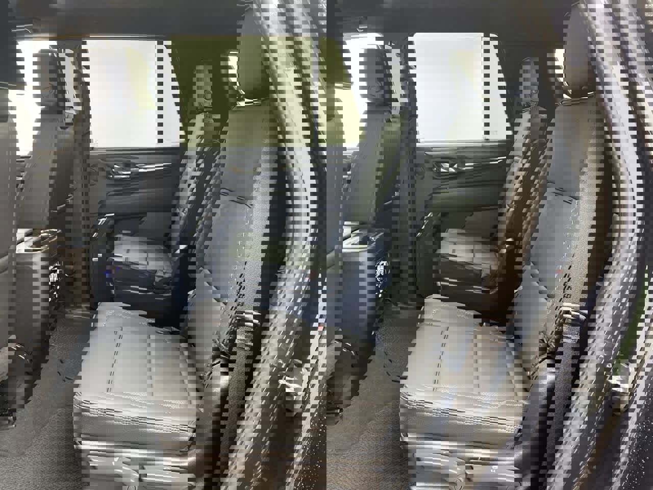 Used 2024 GMC Yukon Denali w/ Advanced Technology Package image 16